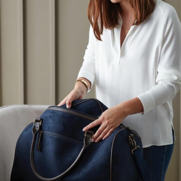 VINGA Hunton Weekend Bag blue and brown